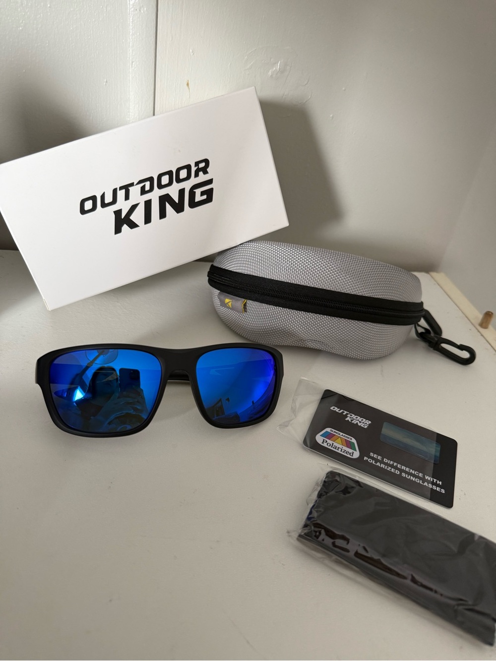 Outdoor king Men’s Polarized Sunglasses - Blue Lenses